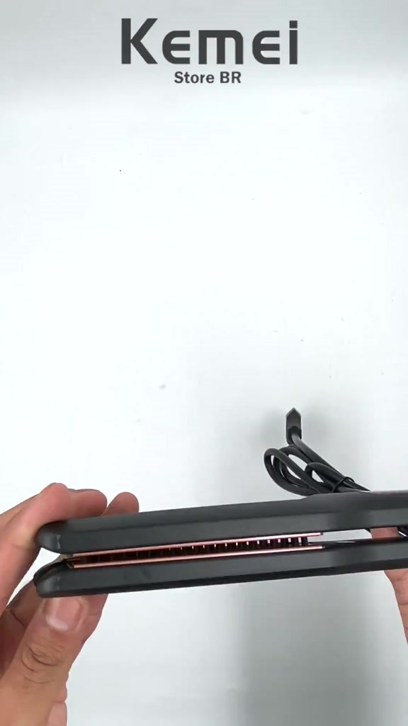 Prancha Chapinha Alisadora de Cabelo com Placa de Cerâmica Dupla Bivolt ECONOMY