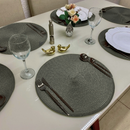 Jogo Americano Redondo Sousplat – Elegância e Praticidade para Sua Mesa Posta